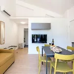 Appartement Urban Oasis Near Termini With Patio, Int1b