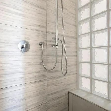 Urban Oasis Near Termini With Patio, Int1b *